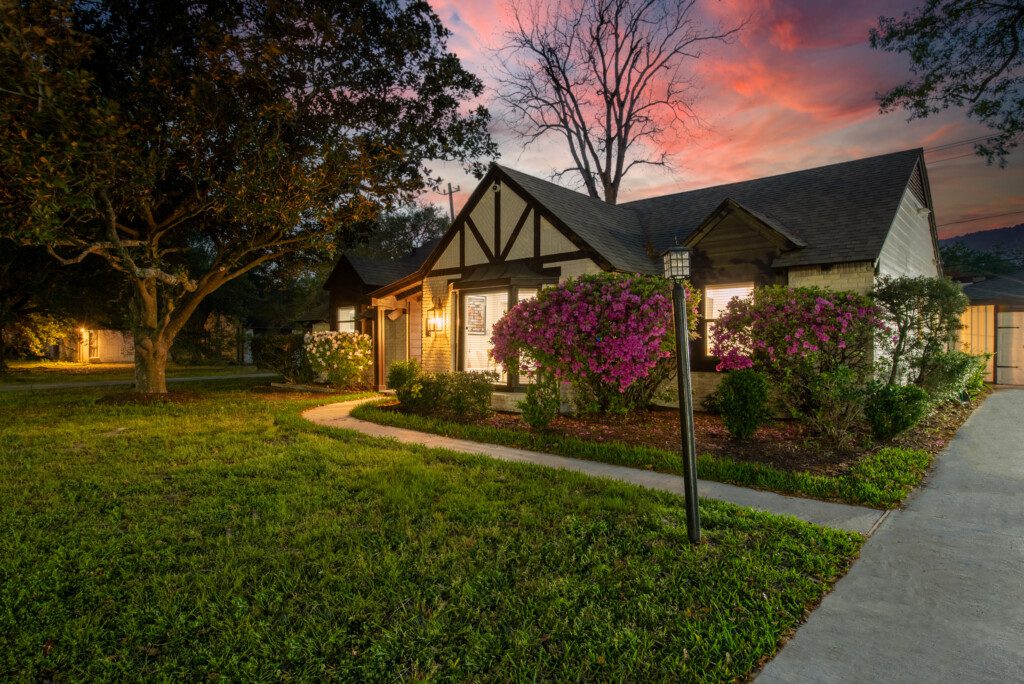 4bc1a82a 2190 4999 9926 20b3c4be1098