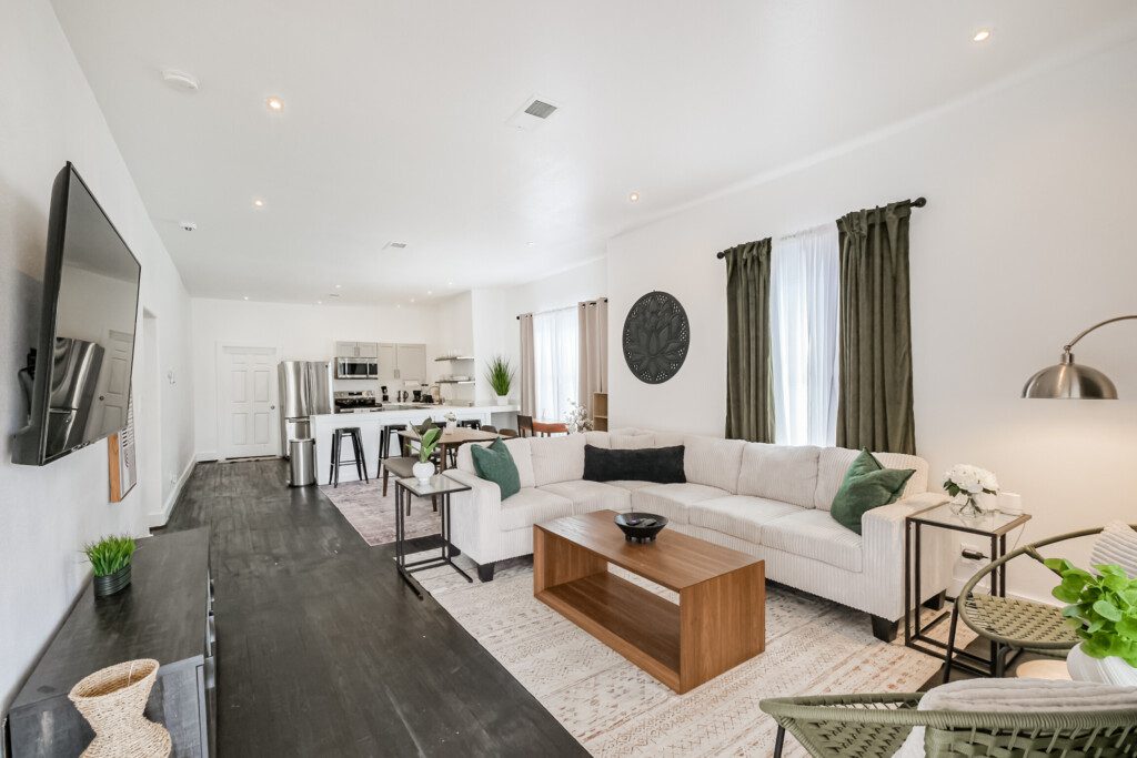 2d8ed3a8 acab 454f 85eb 3e12fb585145