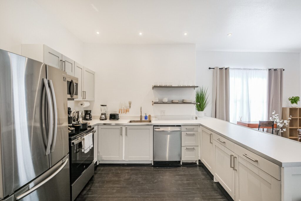 5bf0bb61 9890 43d6 b379 2e9bc9a474ab