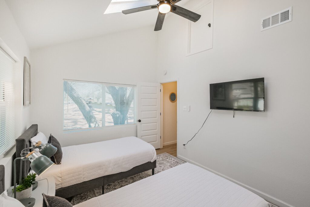 78ffe584 67c2 428a bfe2 7999e98e3f14