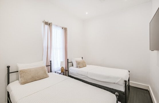 da13670b a333 42a8 ab01 07af233811a1