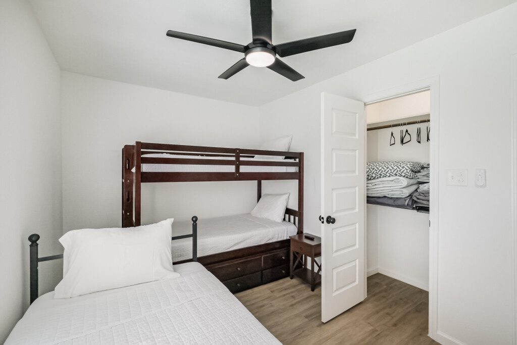 fda25671 aa8a 4efa 97a4 d9b21016d0f7